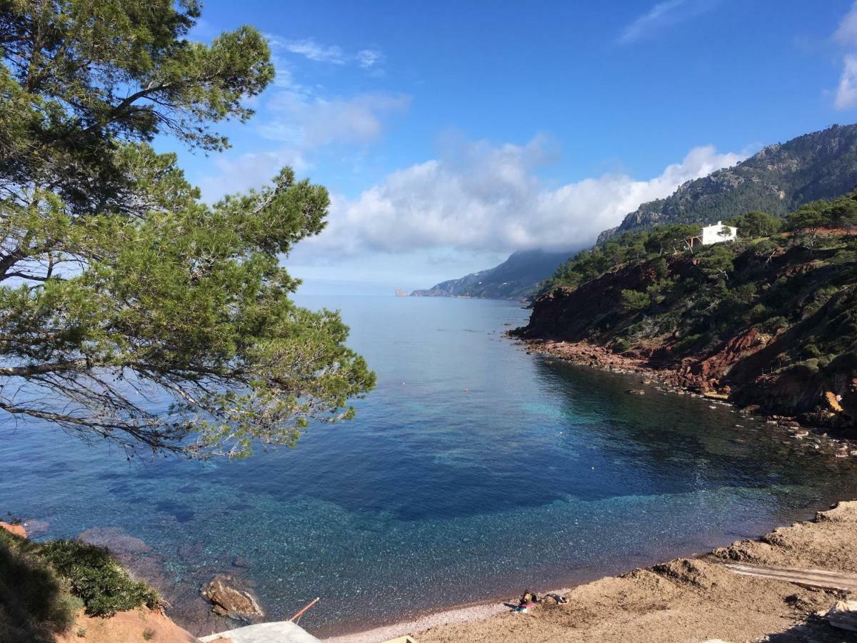 Home in Tramuntana Port des Canonge Esterno foto